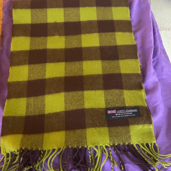 one cashmere; one mohair lot of two scarves - Picture 4 of 5